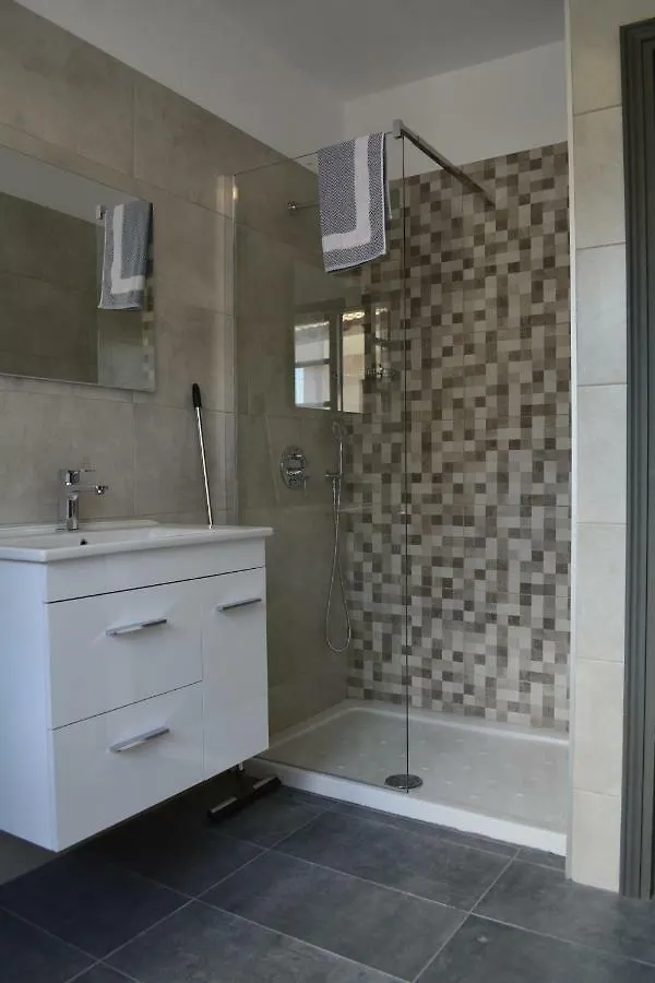 Arellis Aparthotel Afytos