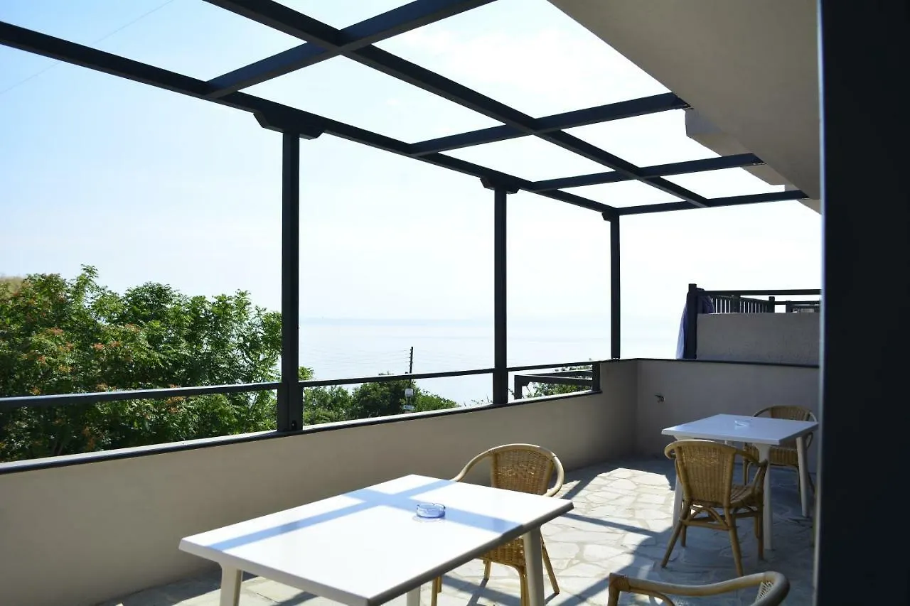 Arellis Aparthotel Afytos 0*,