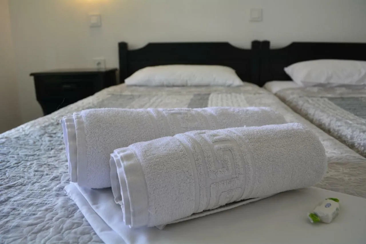 Arellis Aparthotel Afytos