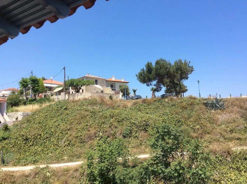 Arellis Aparthotel Afytos