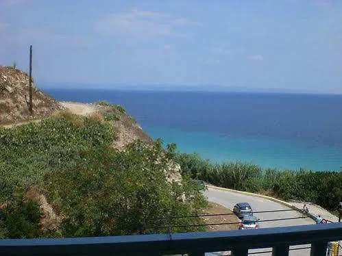 Arellis Aparthotel Afytos