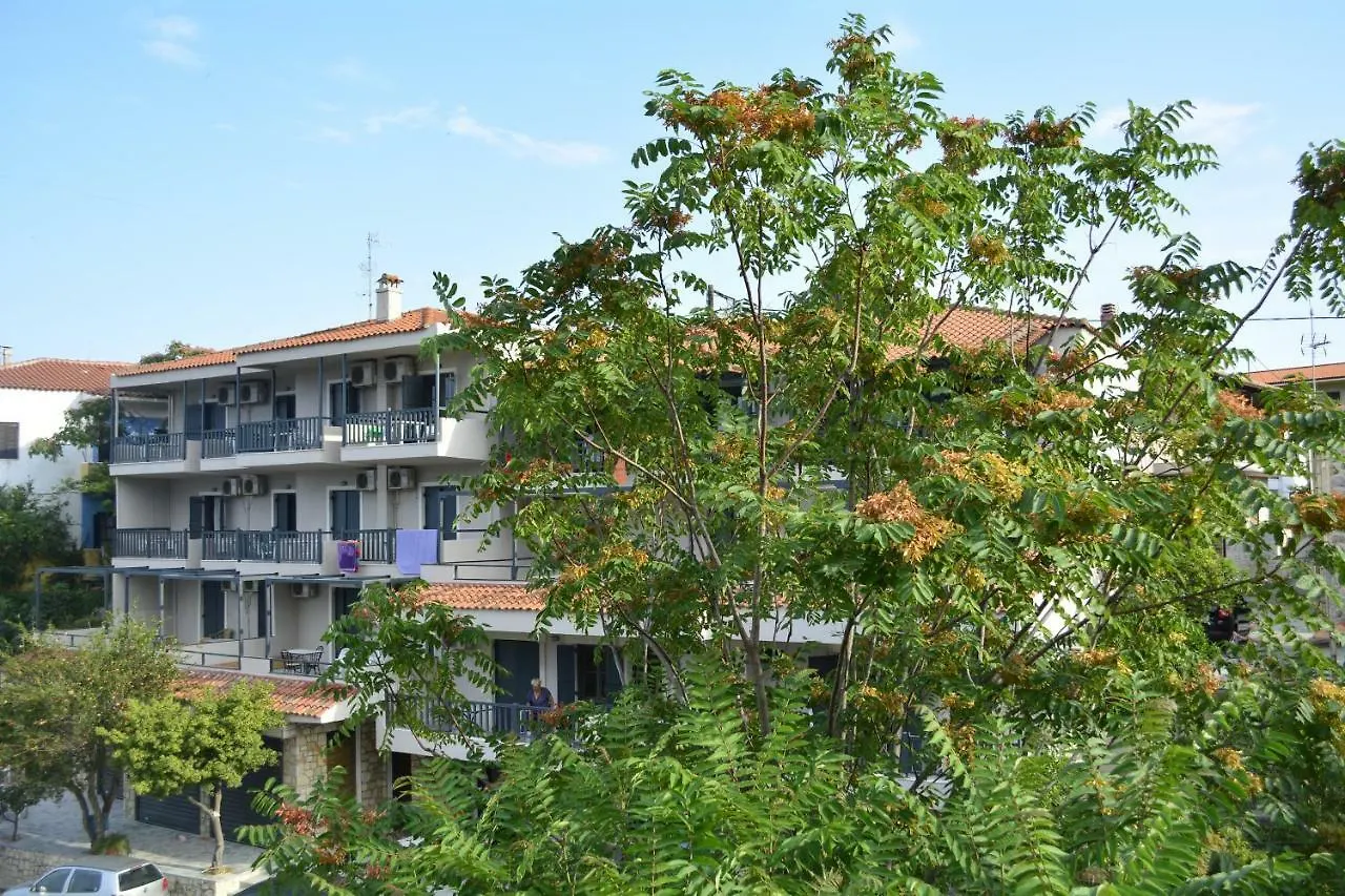 Arellis Aparthotel Afytos